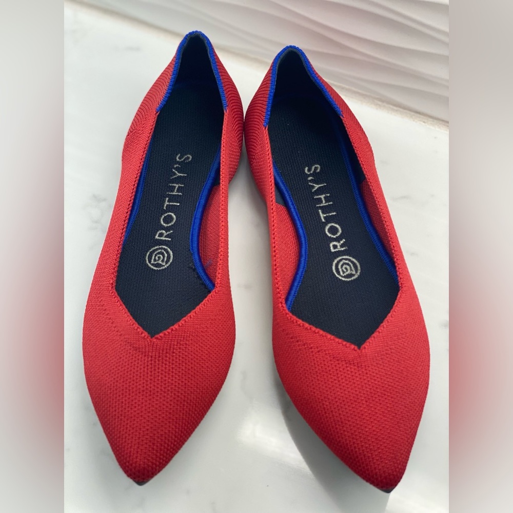 LIKE NEW - The Point Rothy’s in BRIGHT RED ❤️